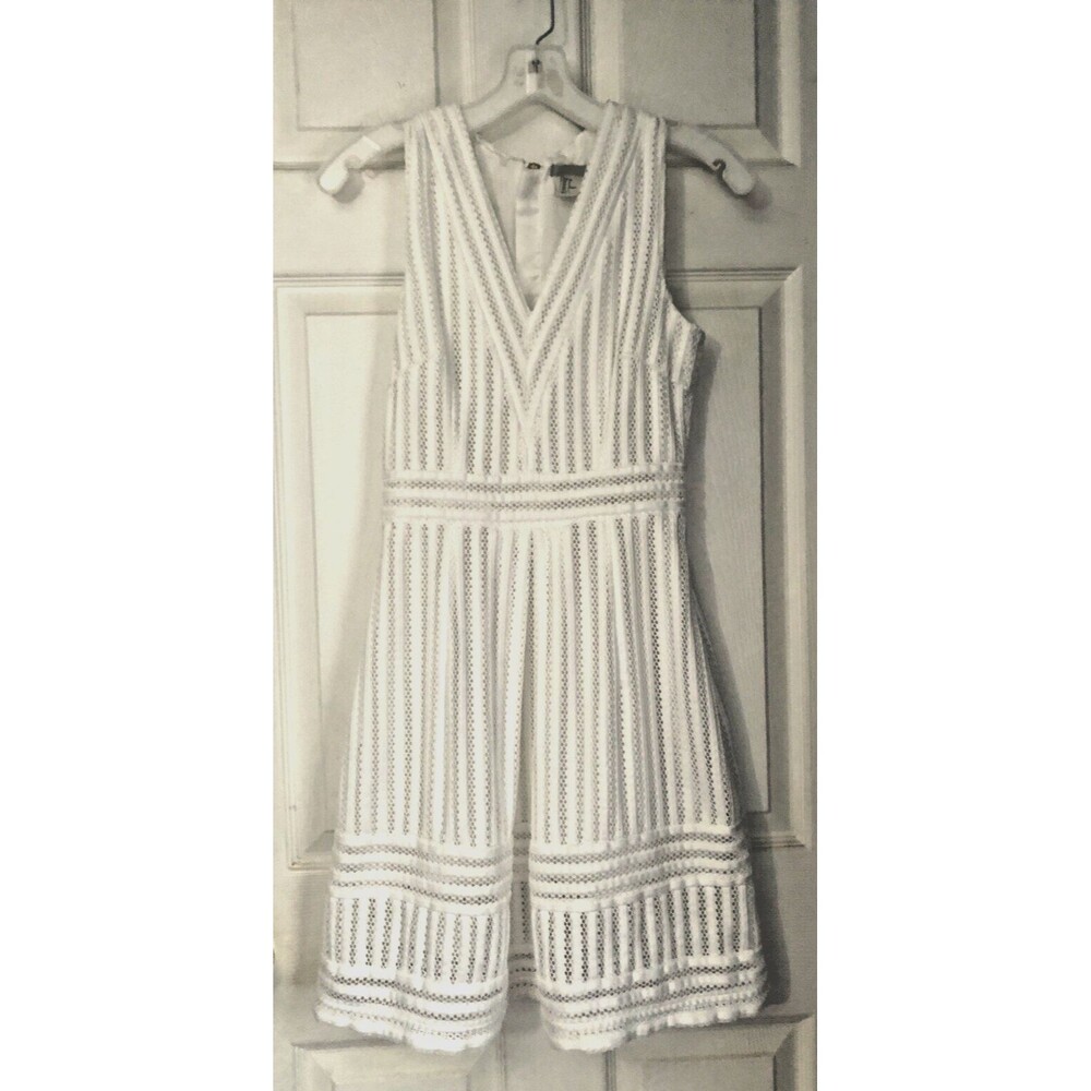 H&M  White Knit Striped Lace V-Neck Lined Fit & Flare Dress Back Zipper Sz 6